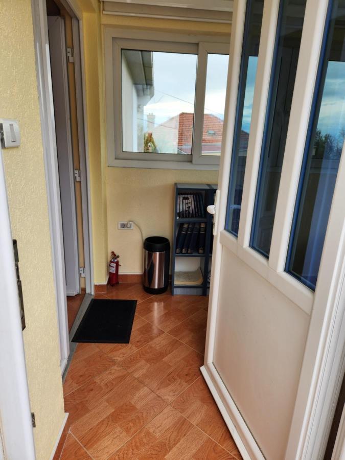 Apartment Dukic Бар Экстерьер фото