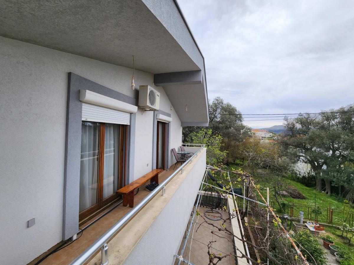Apartment Dukic Бар Экстерьер фото